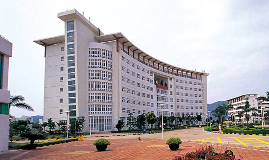 珠海东方外语实验学校